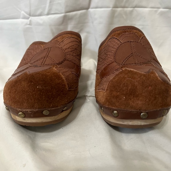 LUCKY BRAND WOMENS LEATHER AND WOOD CLOG Size 7 - Picture 2 of 7